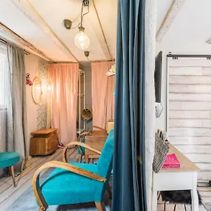Livo Disno 12 Appartement